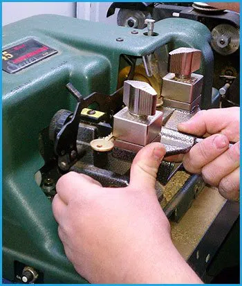 Lock Locksmith Services St Louis, MO 314-792-6014 Lock Locksmith Services St Louis, MO 314-792-6014 - 18-key-making